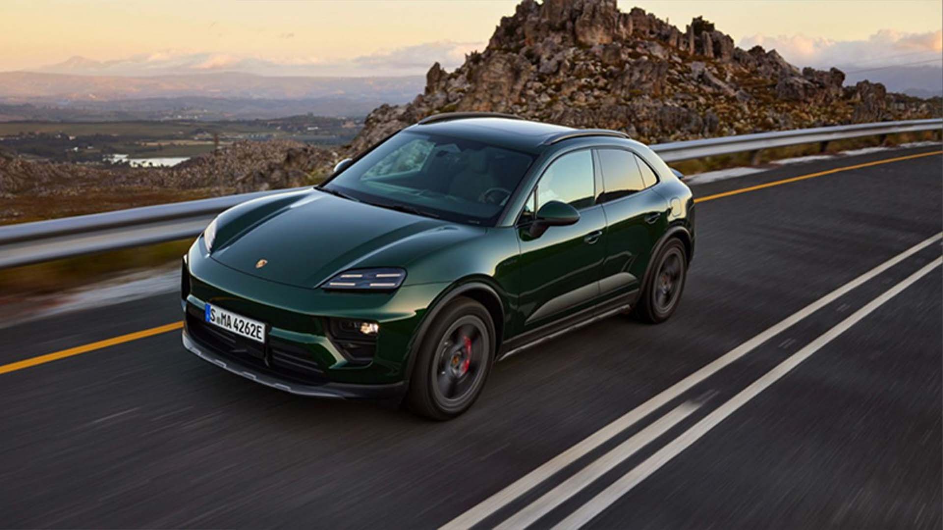 Porsche, elektrikli Macan serisine iki yeni model ekliyor