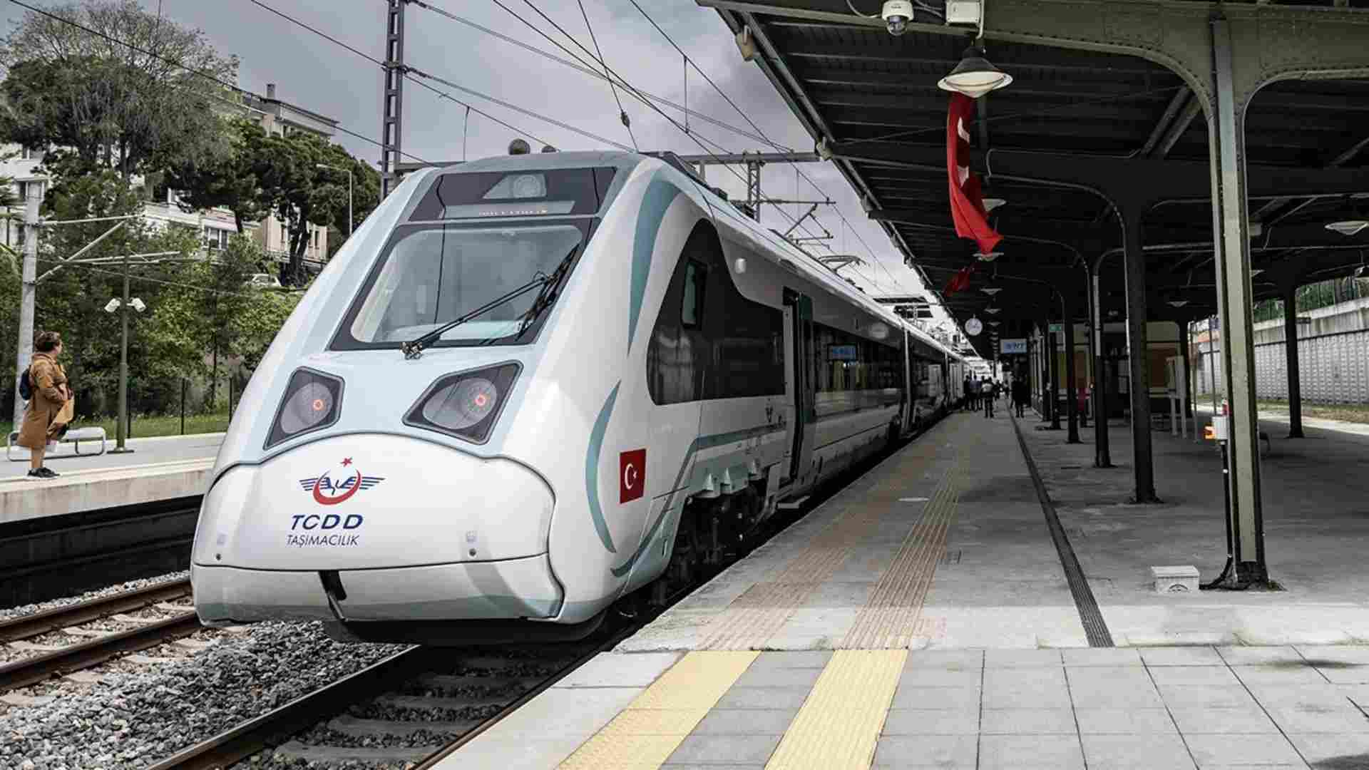 Türkiye'ye yeni bir elektrikli hızlı tren geliyor!