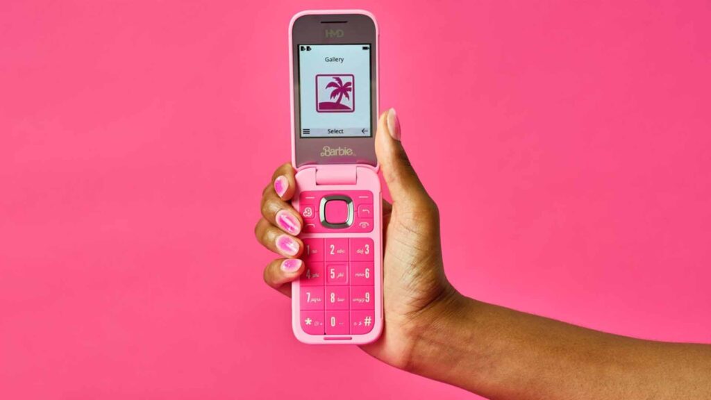 HMD Barbie Flip resmi olarak tanıtıldı