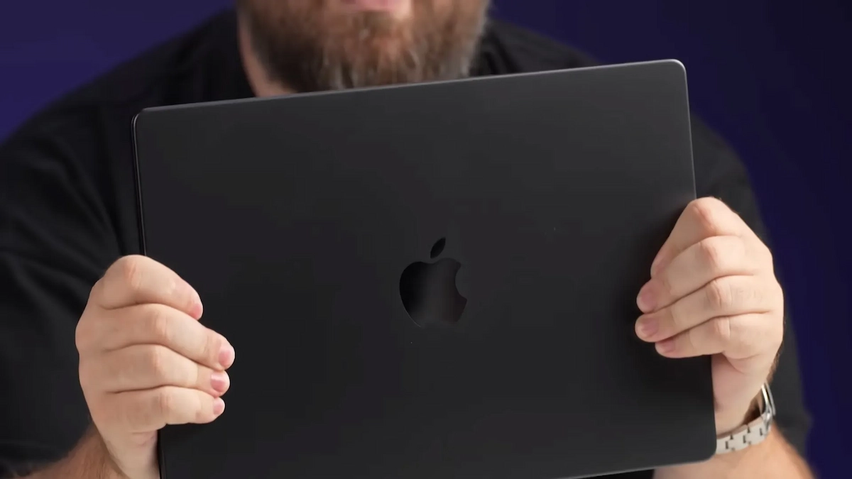 Apple M4 MacBook Pro satışa çıktı!