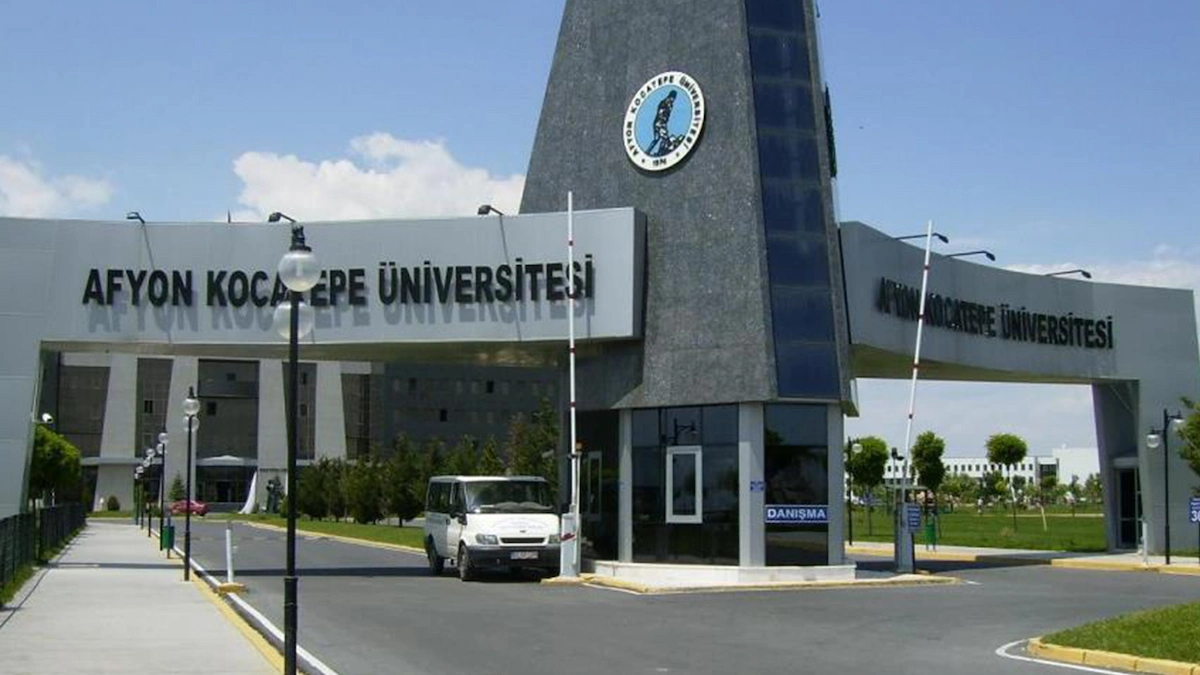 Afyon Kocatepe Üniversitesi hacklendi!